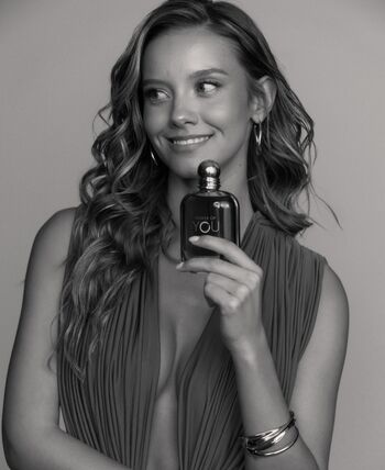 Nicola cavanis page leaked private photo uncensored HD quality