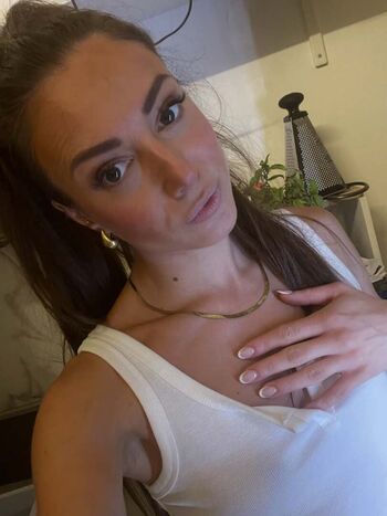 Ninamissfit model page leaked private photo uncensored HD quality