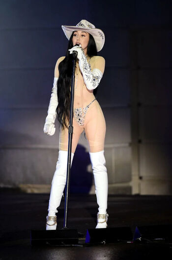 Noah cyrus page leaked private photo uncensored HD quality
