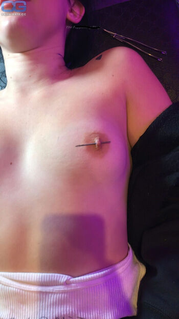 Noah cyrus leaked private photo uncensored HD quality