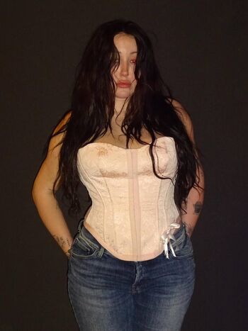 Noah cyrus leaked private photo uncensored HD quality