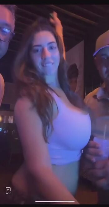 Novinhas peitudas  page leaked private photo uncensored HD quality