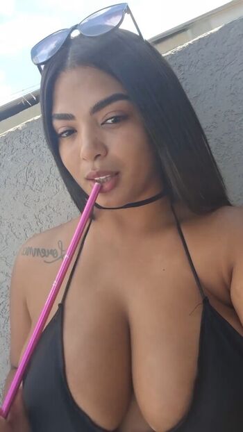 Novinhas peitudas  page leaked private photo uncensored HD quality