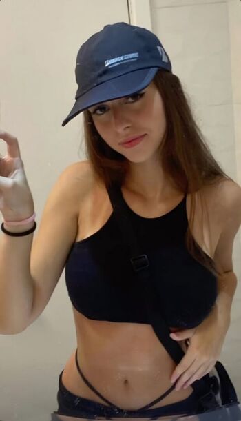 Novinhas peitudas leaked private photo uncensored HD quality