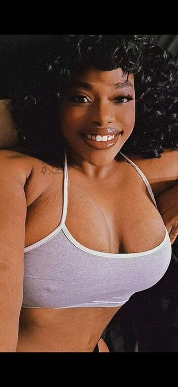 Ohheypoet leaked private photo uncensored HD quality