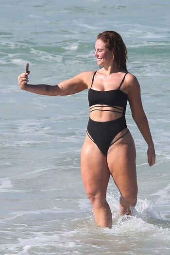 Paolla oliveira page leaked private photo uncensored HD quality