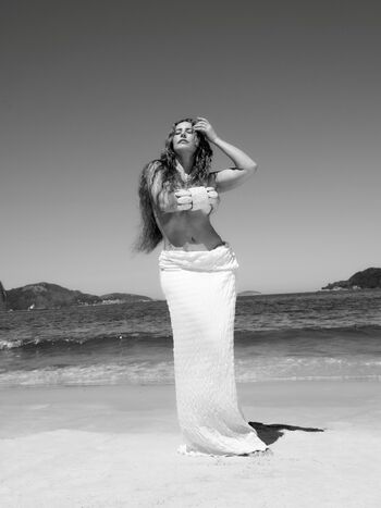 Paolla oliveira page leaked private photo uncensored HD quality