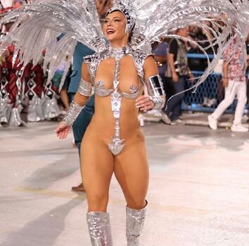 Paolla oliveira page leaked private photo uncensored HD quality