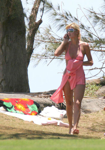 Paris hilton leaked private photo uncensored HD quality