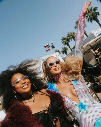 Paris hilton leaked private photo uncensored HD quality