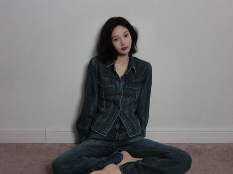 Park soo young page leaked private photo uncensored HD quality