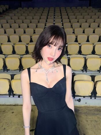 Park soo young page leaked private photo uncensored HD quality