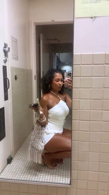 Parker mckenna posey page leaked private photo uncensored HD quality