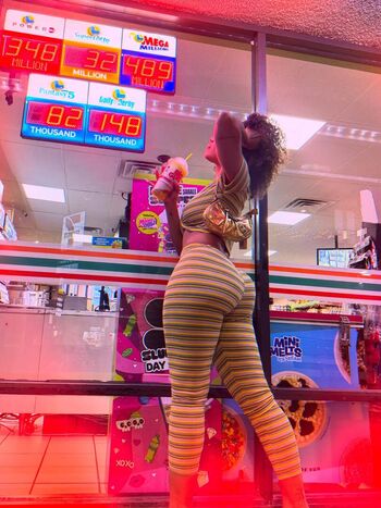 Parker mckenna posey leaked private photo uncensored HD quality