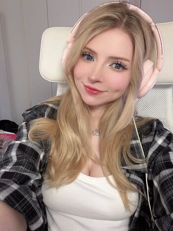 Peachmilky  page leaked private photo uncensored HD quality