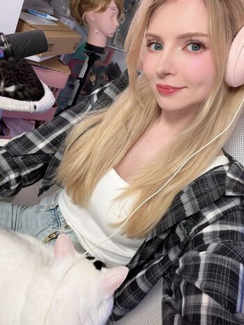 Peachmilky  page leaked private photo uncensored HD quality
