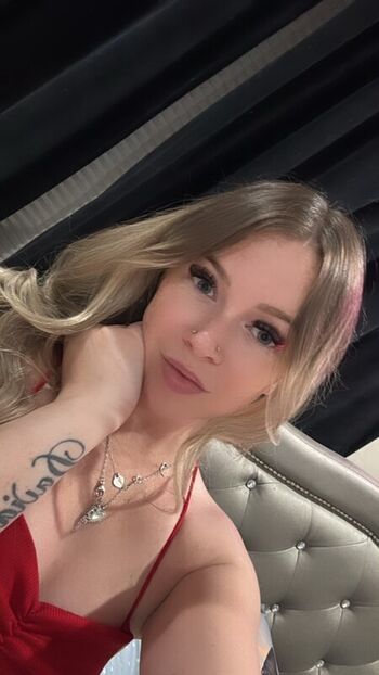 Perfectlittlenina leaked private photo uncensored HD quality