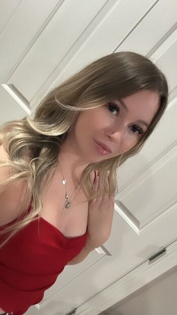 Perfectlittlenina leaked private photo uncensored HD quality