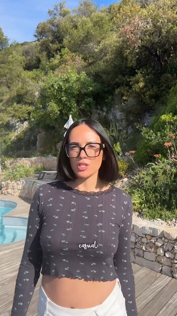 Pieds agathe auproux page leaked private photo uncensored HD quality