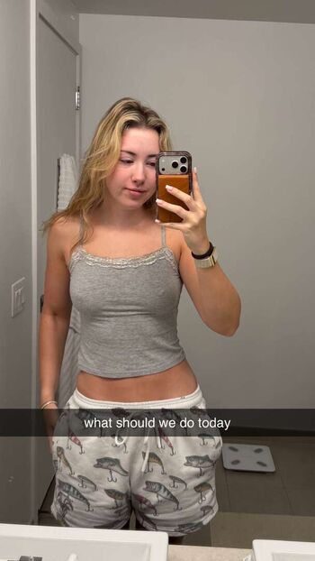 Pineapplebrat leaked private photo uncensored HD quality