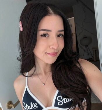 Pokimane  page leaked private photo uncensored HD quality