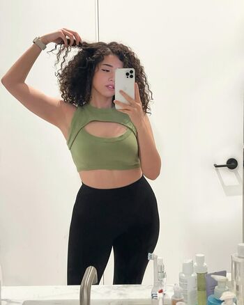 Pokimane  page leaked private photo uncensored HD quality