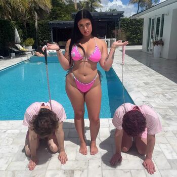 Queentaylor leaked private photo uncensored HD quality