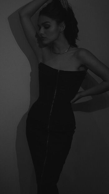 Rachel zegler page leaked private photo uncensored HD quality