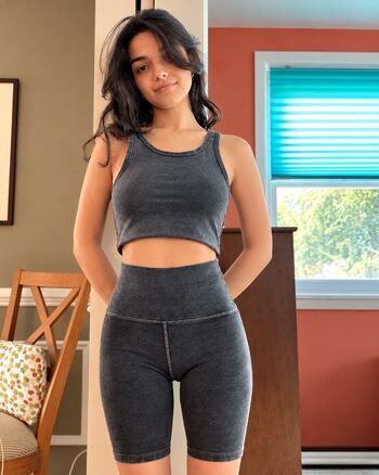Rachel zegler page leaked private photo uncensored HD quality