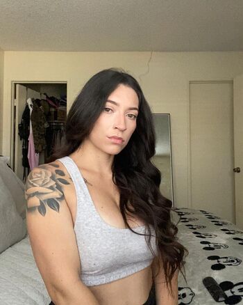 Raelynn leaked private photo uncensored HD quality