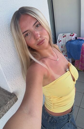 Rebecca cruickshanks leaked private photo uncensored HD quality