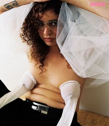 Remi wolf leaked private photo uncensored HD quality