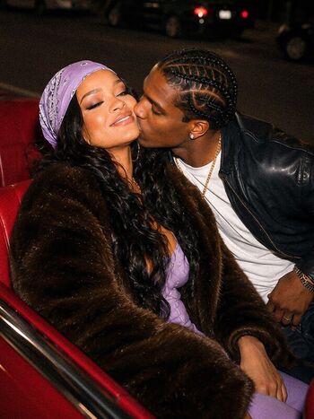 Rihanna leaked private photo uncensored HD quality