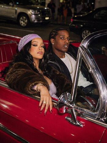 Rihanna leaked private photo uncensored HD quality
