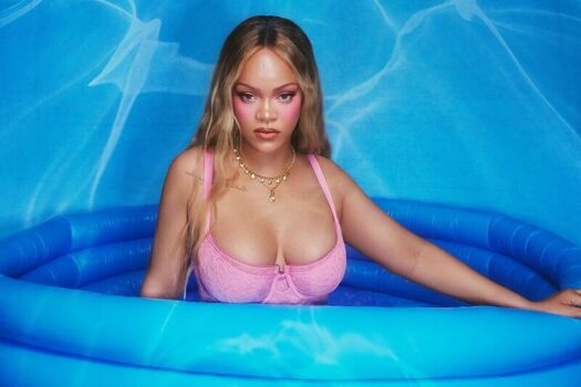Rihanna leaked private photo uncensored HD quality