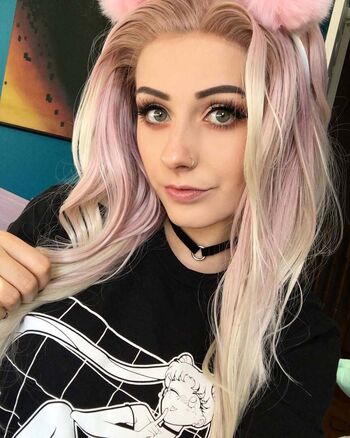Rolyatistaylor  page leaked private photo uncensored HD quality