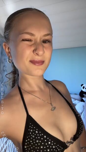 Romysvibess leaked private photo uncensored HD quality