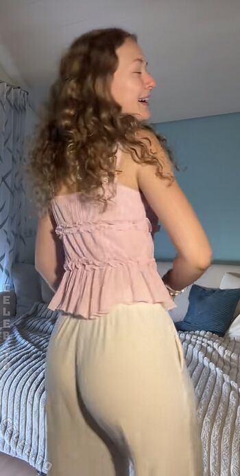 Romysvibess leaked private photo uncensored HD quality