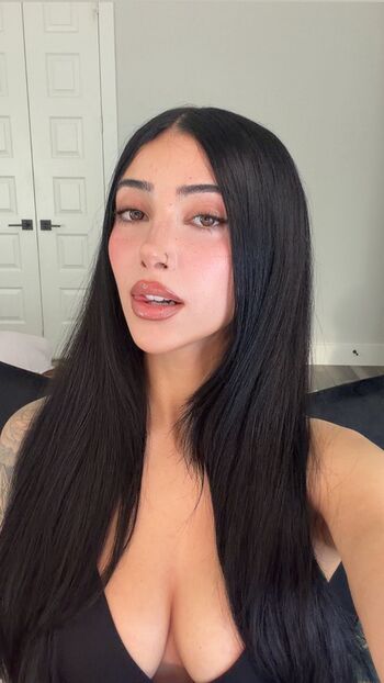 Rose zara  page leaked private photo uncensored HD quality