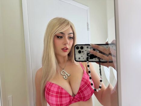 Rowsvee leaked private photo uncensored HD quality