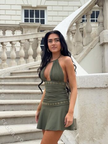 Roxanarosuu page leaked private photo uncensored HD quality