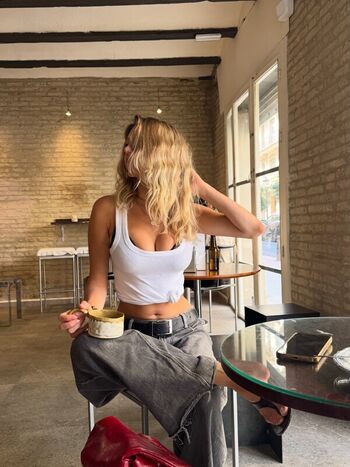 Roxolana kushniruk page leaked private photo uncensored HD quality