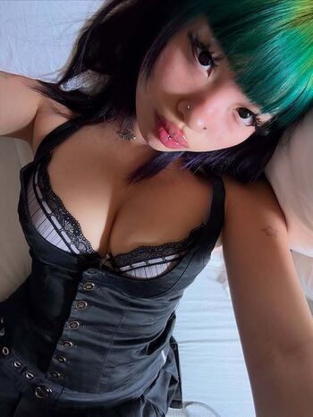 Ruinedbymiki page leaked private photo uncensored HD quality