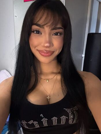 Ryleyraine leaked private photo uncensored HD quality
