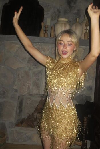 Sabrina carpenter  page leaked private photo uncensored HD quality