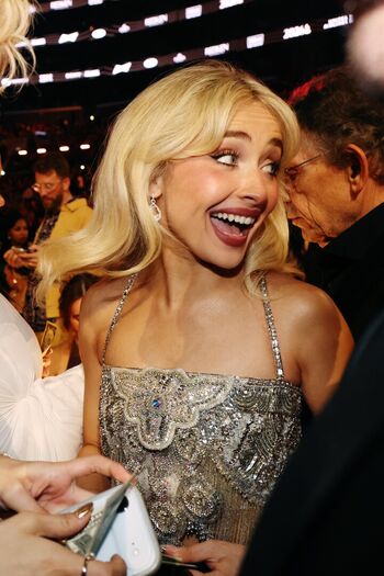 Sabrina carpenter  page leaked private photo uncensored HD quality