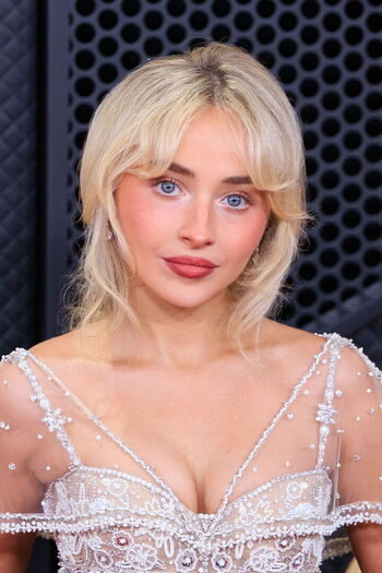 Sabrina carpenter  page leaked private photo uncensored HD quality