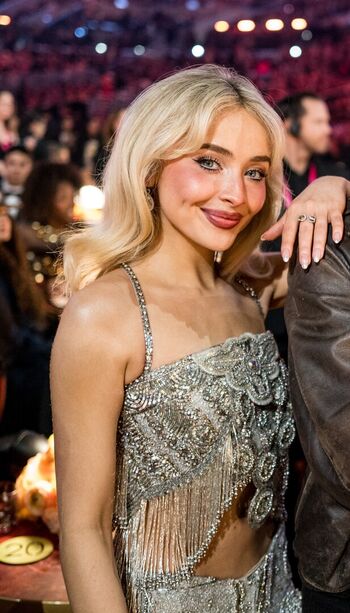 Sabrina carpenter  page leaked private photo uncensored HD quality