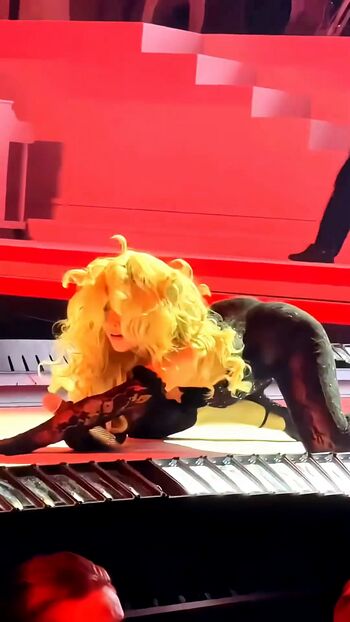 Sabrina carpenter  page leaked private photo uncensored HD quality