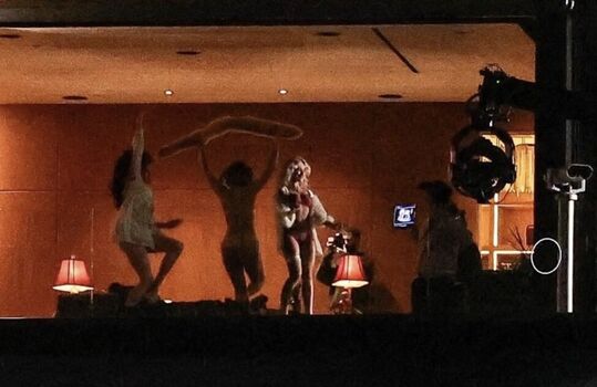 Sabrina carpenter  page leaked private photo uncensored HD quality